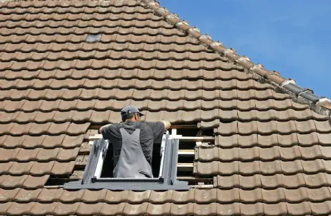Pose de velux - Peyrieu
